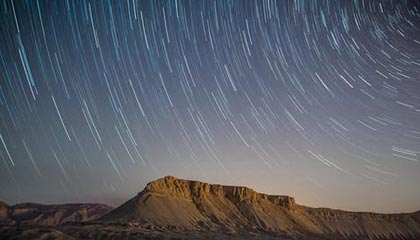 黑料深度揭秘：花絮风波背后，圈内人在酒吧后巷的角色彻底令人意外